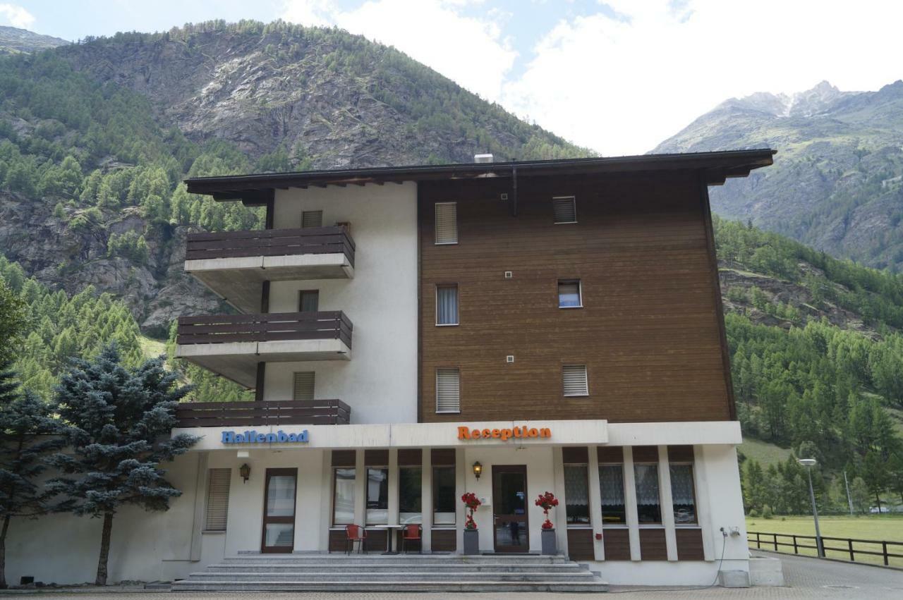 Monte Rosa D 412 Aparthotel Täsch Exterior foto