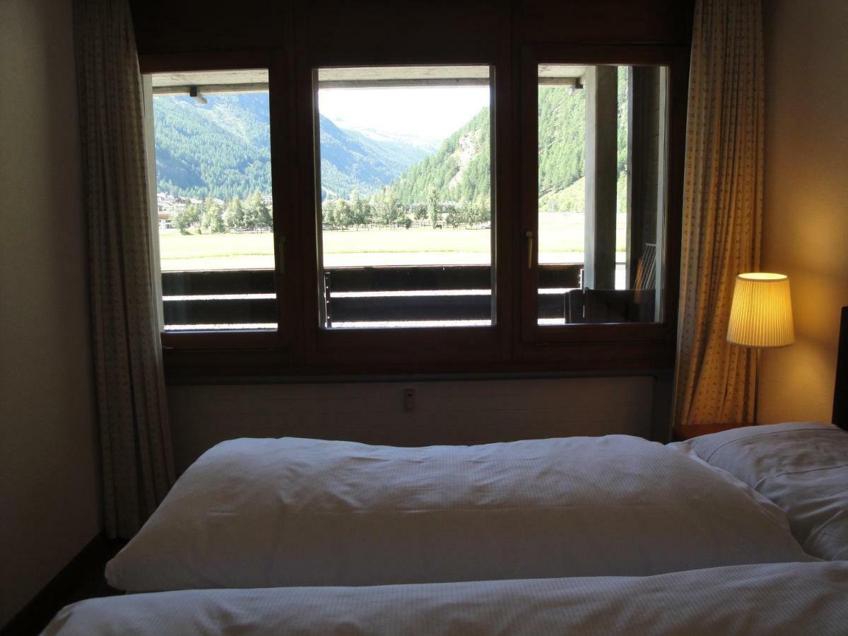 Monte Rosa D 412 Aparthotel Täsch Exterior foto