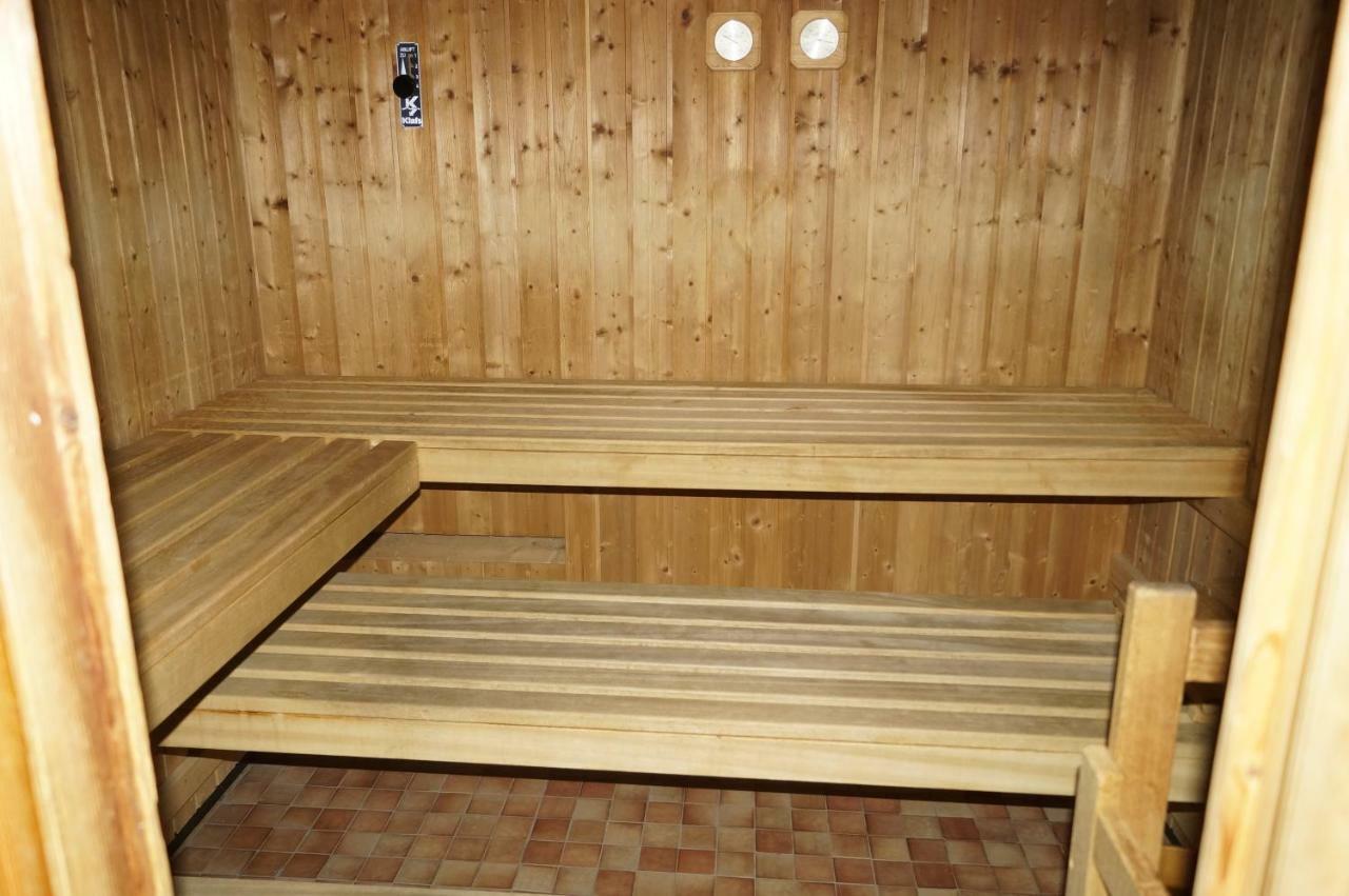 Monte Rosa D 412 Aparthotel Täsch Exterior foto